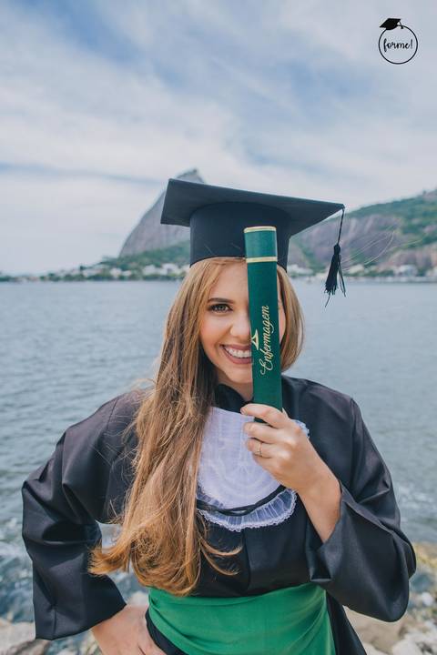 Fotos-de-formatura-rj-criativa-ensaio-externo-formatura-rj-aterro-do-flamengo-poses-individual-cadeira-formatura-rj-formandos-nutricao-administracao-humanos-adm-design-psicologia-nutricao-enfermagem-edfisica-medicina-fisioterapia-biomedicina'
