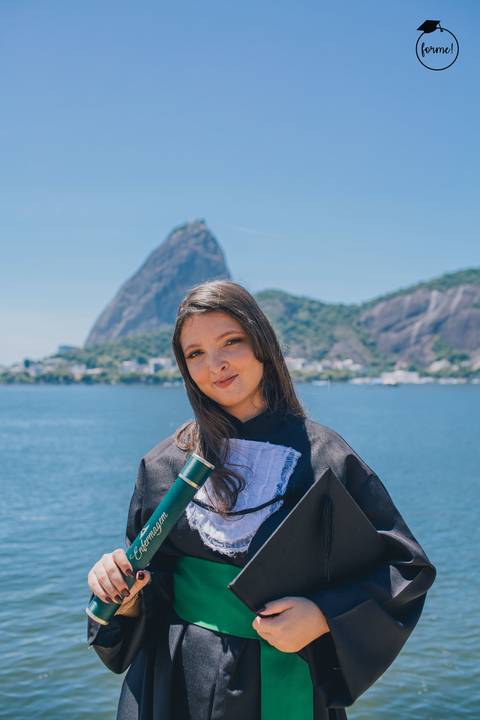 Fotos-de-formatura-rj-criativa-ensaio-externo-formatura-rj-aterro-do-flamengo-poses-individual-cadeira-formatura-rj-formandos-nutricao-administracao-humanos-adm-design-psicologia-nutricao-enfermagem-edfisica-medicina-fisioterapia-biomedicina'