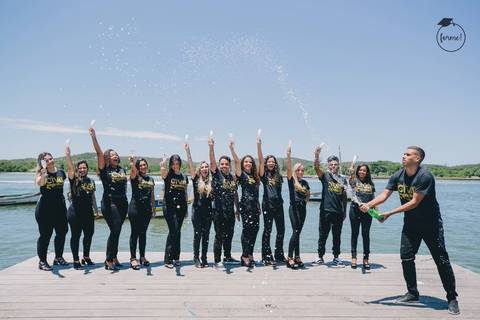 fotos-de-formatura-cabo-frio-rj-bairro-da-passagem-ensaio-externo-rj-nutricao-direito-adm-rh-arquitetura-odontologia-medicina'