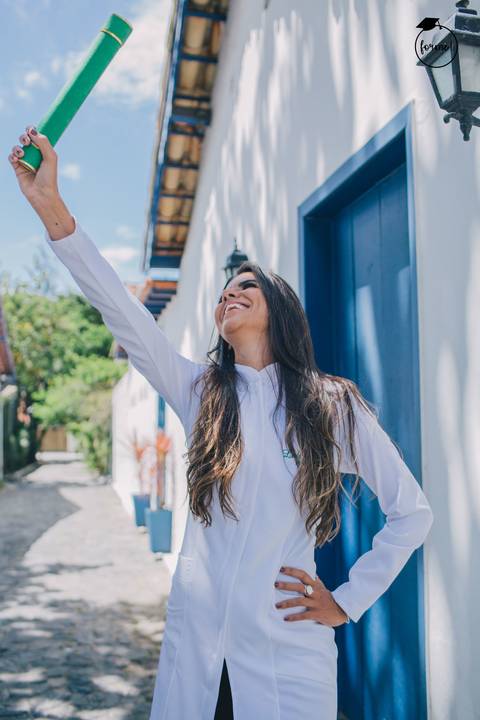 fotos-de-formatura-cabo-frio-rj-bairro-da-passagem-ensaio-externo-rj-nutricao-direito-adm-rh-arquitetura-odontologia-medicina'