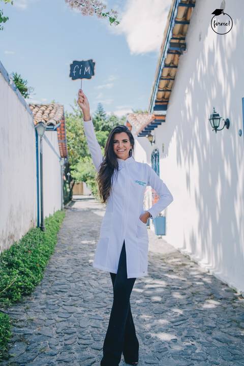 fotos-de-formatura-cabo-frio-rj-bairro-da-passagem-ensaio-externo-rj-nutricao-direito-adm-rh-arquitetura-odontologia-medicina'