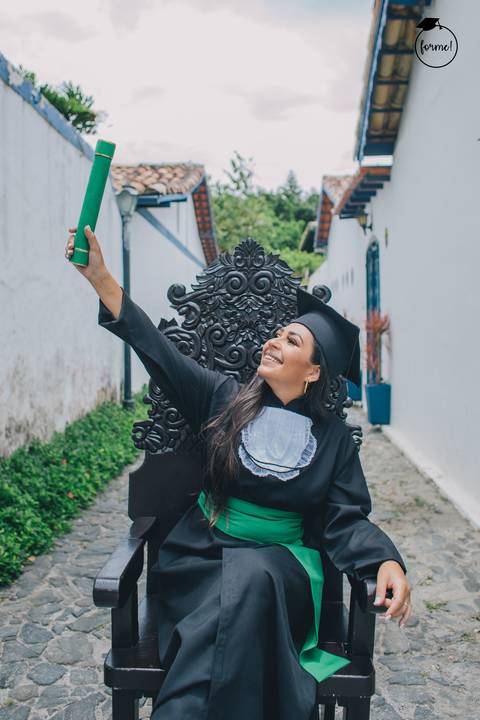 fotos-de-formatura-cabo-frio-rj-bairro-da-passagem-ensaio-externo-rj-nutricao-direito-adm-rh-arquitetura-odontologia-medicina'