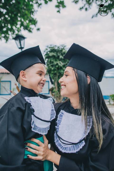 fotos-de-formatura-cabo-frio-rj-bairro-da-passagem-ensaio-externo-rj-nutricao-direito-adm-rh-arquitetura-odontologia-medicina'