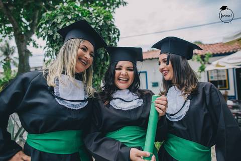 fotos-de-formatura-cabo-frio-rj-bairro-da-passagem-ensaio-externo-rj-nutricao-direito-adm-rh-arquitetura-odontologia-medicina'