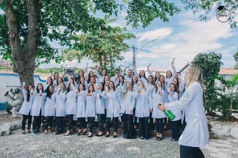fotos-de-formatura-cabo-frio-rj-bairro-da-passagem-ensaio-externo-rj-nutricao-direito-adm-rh-arquitetura-odontologia-medicina'