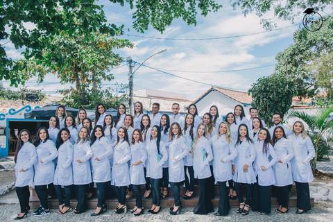 fotos-de-formatura-cabo-frio-rj-bairro-da-passagem-ensaio-externo-rj-nutricao-direito-adm-rh-arquitetura-odontologia-medicina'