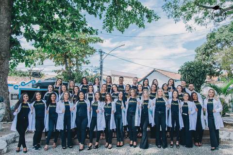 fotos-de-formatura-cabo-frio-rj-bairro-da-passagem-ensaio-externo-rj-nutricao-direito-adm-rh-arquitetura-odontologia-medicina'