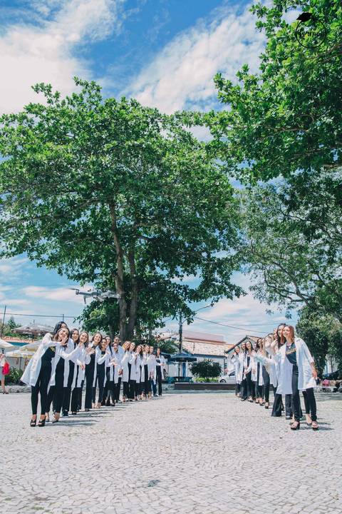 fotos-de-formatura-cabo-frio-rj-bairro-da-passagem-ensaio-externo-rj-nutricao-direito-adm-rh-arquitetura-odontologia-medicina'