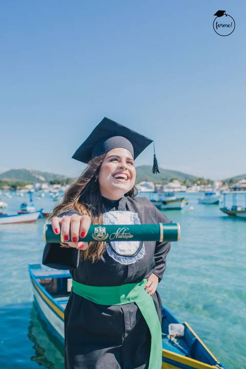 fotos-de-formatura-cabo-frio-rj-bairro-da-passagem-fotos-individuais-ensaio-externo-formatura-rj-nutricao-direito-adm-rh-arquitetura-odontologia-medicina-engenharia'