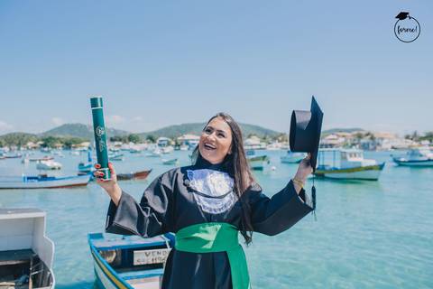 fotos-de-formatura-cabo-frio-rj-bairro-da-passagem-fotos-individuais-ensaio-externo-formatura-rj-nutricao-direito-adm-rh-arquitetura-odontologia-medicina-engenharia'