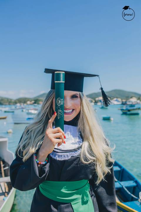 fotos-de-formatura-cabo-frio-rj-bairro-da-passagem-fotos-individuais-ensaio-externo-formatura-rj-nutricao-direito-adm-rh-arquitetura-odontologia-medicina-engenharia'