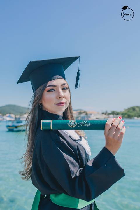 fotos-de-formatura-cabo-frio-rj-bairro-da-passagem-fotos-individuais-ensaio-externo-formatura-rj-nutricao-direito-adm-rh-arquitetura-odontologia-medicina'