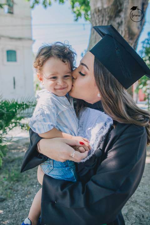 fotos-de-formatura-cabo-frio-rj-bairro-da-passagem-fotos-familia-formatura-ensaio-externo-formatura-rj-nutricao-direito-adm-rh-arquitetura-odontologia-medicina-engenharia'