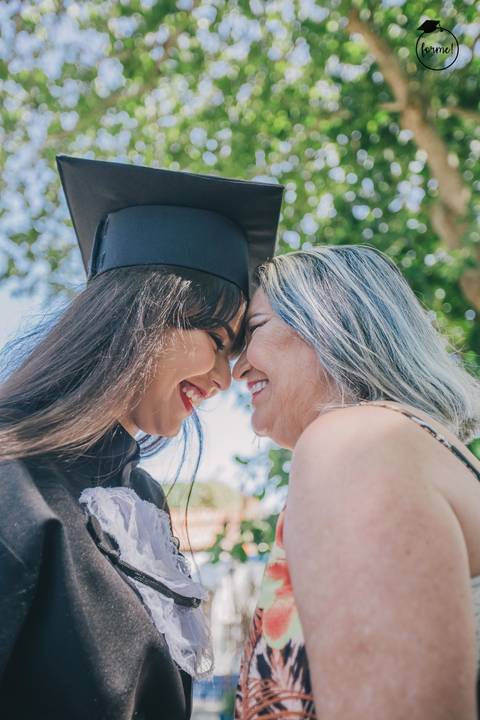 fotos-de-formatura-cabo-frio-rj-bairro-da-passagem-fotos-familia-formatura-ensaio-externo-formatura-rj-nutricao-direito-adm-rh-arquitetura-odontologia-medicina-engenharia'