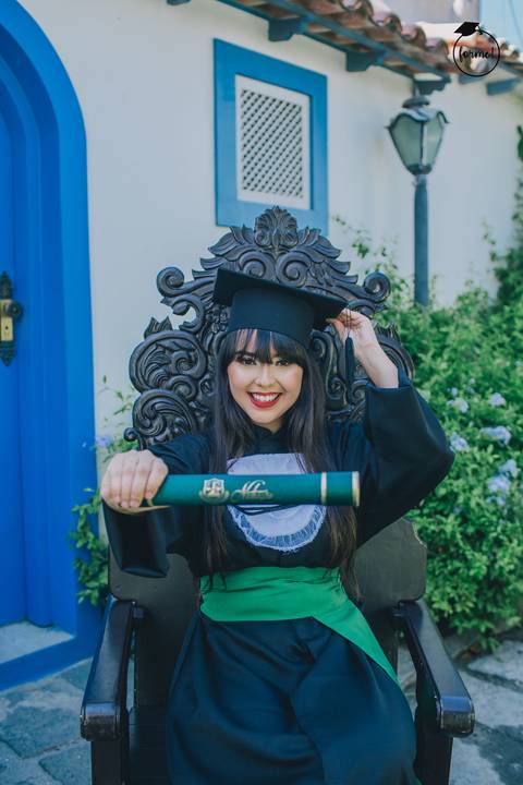 fotos-de-formatura-cabo-frio-rj-bairro-da-passagem-fotos-individuais-ensaio-externo-formatura-rj-nutricao-direito-adm-rh-arquitetura-odontologia-medicina-engenharia'