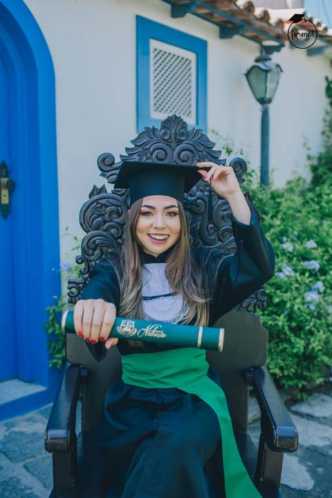 fotos-de-formatura-cabo-frio-rj-bairro-da-passagem-fotos-individuais-ensaio-externo-formatura-rj-nutricao-direito-adm-rh-arquitetura-odontologia-medicina-engenharia'