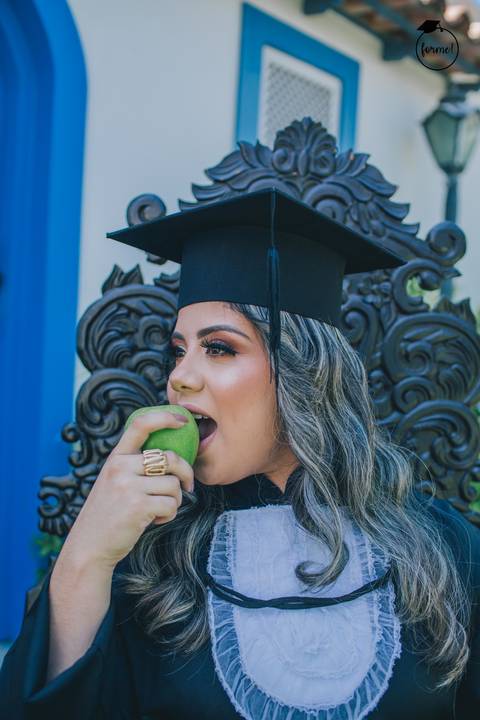 fotos-de-formatura-cabo-frio-rj-bairro-da-passagem-fotos-individuais-ensaio-externo-formatura-rj-nutricao-direito-adm-rh-arquitetura-odontologia-medicina-engenharia'