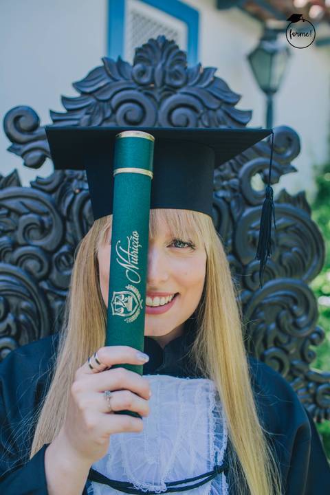 fotos-de-formatura-cabo-frio-rj-bairro-da-passagem-fotos-individuais-cadeira-formatura-ensaio-externo-formatura-rj-nutricao-direito-adm-rh-arquitetura-odontologia-medicina-engenharia'