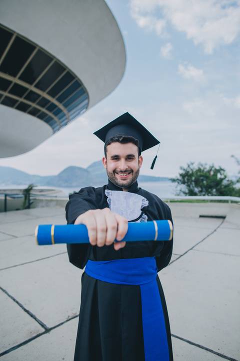 fotos-de-formatura-individual-mac-niteroi-rj-engenharia-quimica-uff'