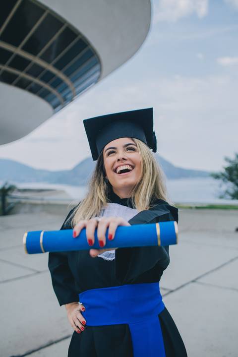 fotos-de-formatura-individual-mac-niteroi-rj-engenharia-quimica-uff'