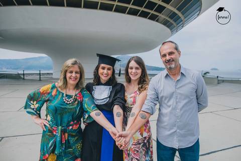 fotos-de-formatura-familia-mac-niteroi-rj-engenharia-quimica-uff'