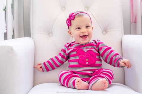 bebe 6 meses'