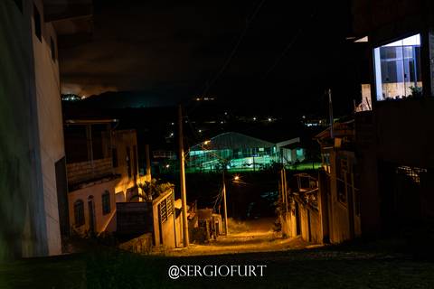 Quadra Poliesportiva  em antônio Pereira/MG'