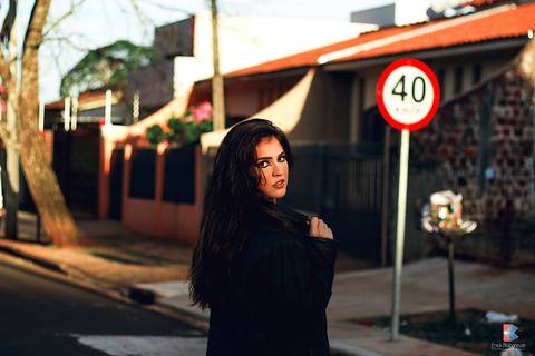 mulher com olhar sexy'