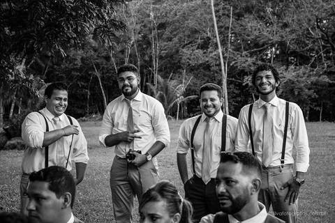 casamento do romario e da karate com fotos expontâneas e criativas da cerimonia no sitio L'aqua Bianca em  Benevides - PA'