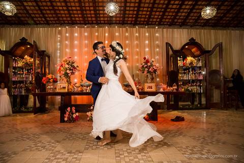 casamento do romario e da karate com fotos expontâneas e criativas da cerimonia no sitio L'aqua Bianca em  Benevides - PA'