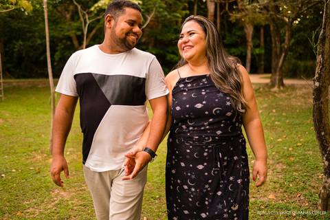 Ensaio pré casamento da kássia e do allan com fotos criativas e expontâneas fotografadas no mangal das Marcas em Belém do Pará. '