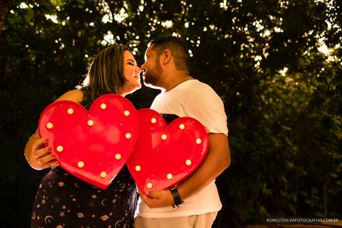 Ensaio pré casamento da kássia e do allan com fotos criativas e expontâneas fotografadas no mangal das Marcas em Belém do Pará. '