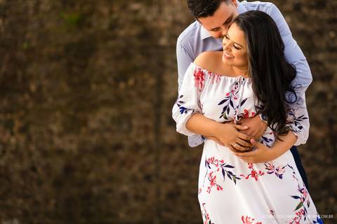 ensaio pré casamento da daniella e glereston com fotos românticas, expontâneas e criativas de sorrisos sinceros  fotografadas pelo romulo silva fotografias no forte do castelo em belém do pa'