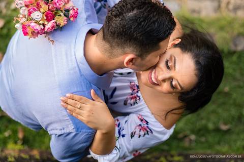 ensaio pré casamento da daniella e glereston com fotos românticas, expontâneas e criativas fotografadas pelo romulo silva fotografias no forte do castelo em belém do pa'