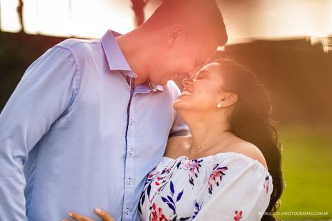 ensaio pré casamento da daniella e glereston com fotos românticas, expontâneas e criativas de sorrisos sinceros  fotografadas pelo romulo silva fotografias no forte do castelo em belém do pa'