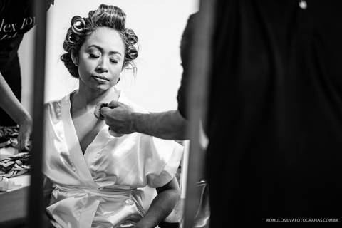 casamento de dia na praia da josi e do charles realizado em mosqueiro pa com fotos criativas de momentos únicos e expontâneos fotografado pelo romulo silva fotografias'