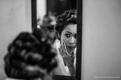 casamento de dia na praia da josi e do charles realizado em mosqueiro pa com fotos criativas de momentos únicos e expontâneos fotografado pelo romulo silva fotografias'