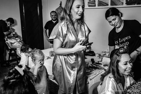 casamento de dia na praia da josi e do charles realizado em mosqueiro pa com fotos criativas de momentos únicos e expontâneos fotografado pelo romulo silva fotografias'