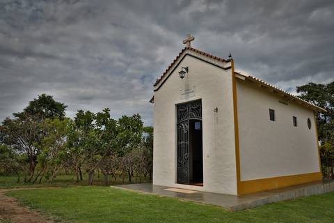 Turismo Rural em Pirenópolis - Goiás. Pousada. Fazenda. Capela. Foto: Wenderson Araujo/Trilux'