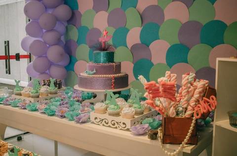 mesa do bolo da pequena sereia'