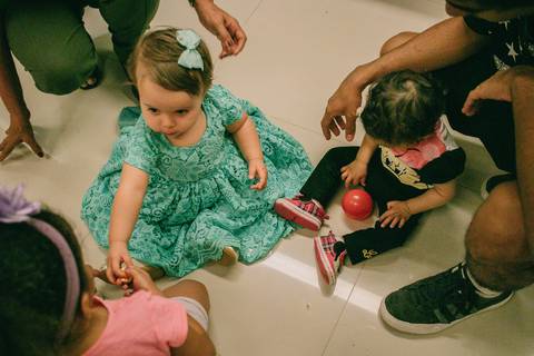 brincando com os primos'