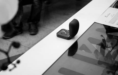 alianças dos noivos'