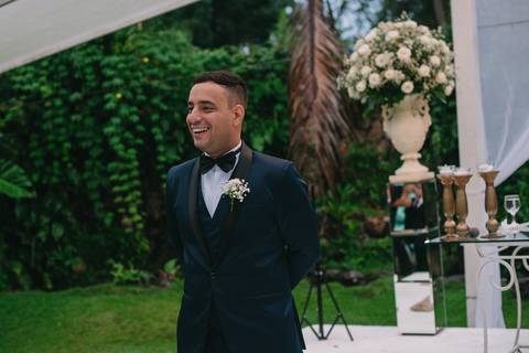 reação do noivo ao ver a noiva entrar'