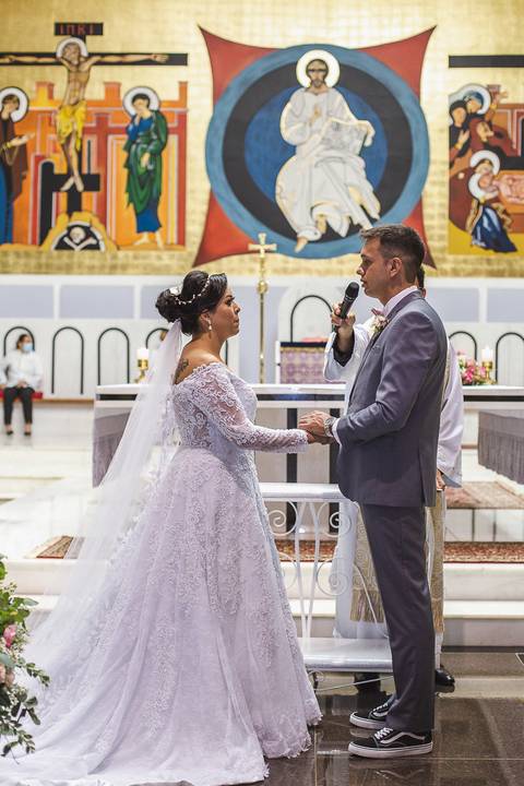 troca de aliança dos noivos'