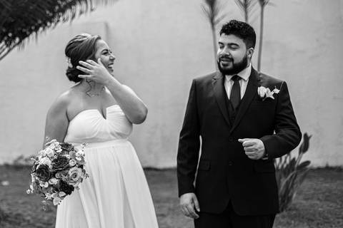 noivo chorando no casamento Civil'