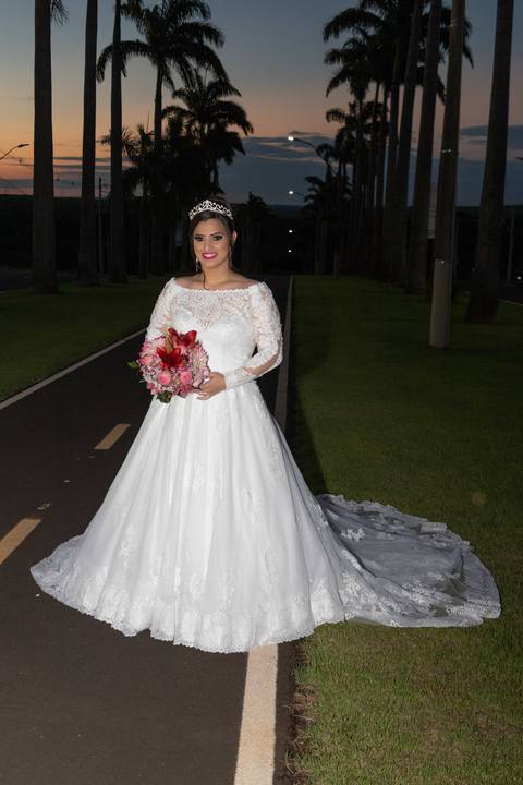 Eliseu Batista fotografia - Vila dorana- casamento Ana Carolyna e Júlio Cesar em Matão SP - foto da noiva'