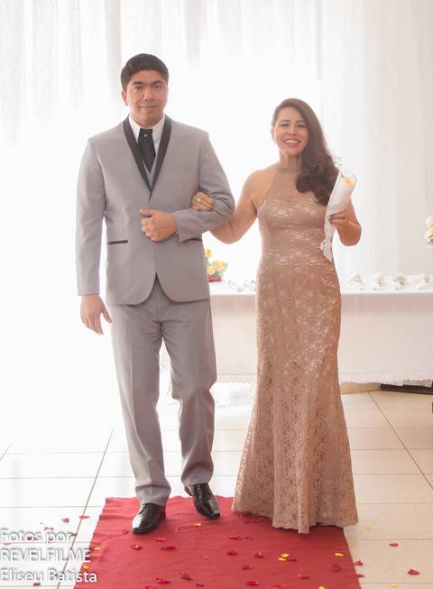 Casamento Ligiane e Rodrigo em matão sp fotos por Eliseu Batista fotógrafo Revelfilme fotos durante o dia recepção Restaurante Dotti em matão sp'