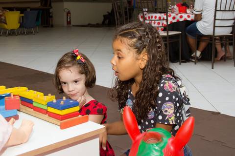 Maria Eduarda 4 anos fotos por Eliseu Batista - REVELFILME matão sp, aniversário infantil - fotos de aniversário'