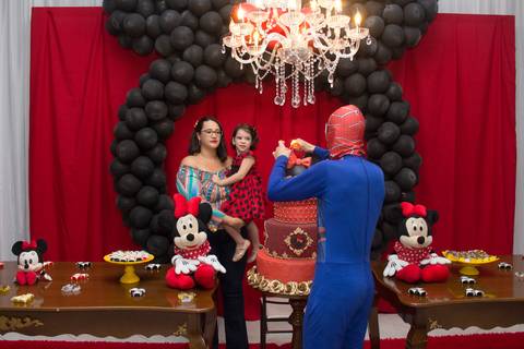 Maria Eduarda 4 anos fotos por Eliseu Batista - REVELFILME matão sp, aniversário infantil - fotos de aniversário'