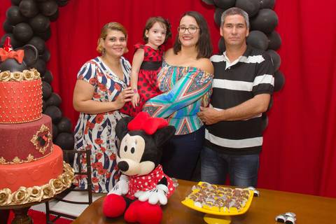 Maria Eduarda 4 anos fotos por Eliseu Batista - REVELFILME matão sp, aniversário infantil - fotos de aniversário'